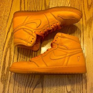 Used Jordan 1 Gatorade orange peel
